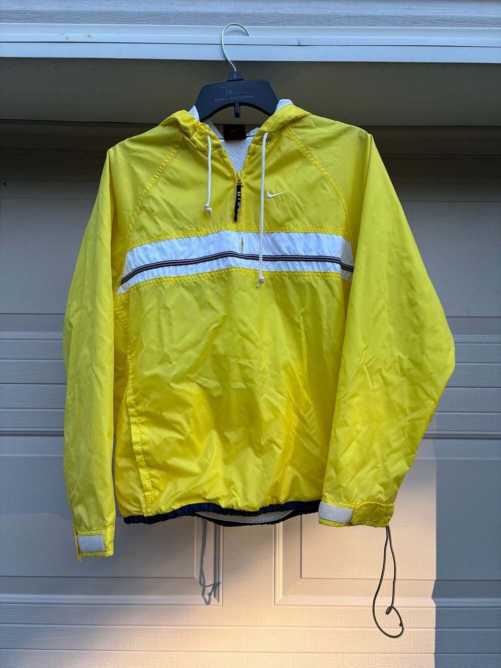 Vintage Nike Windbreaker Jacket Yellow White Nylon Pullover women’s s